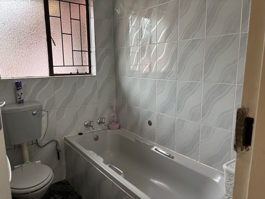 3 Bedroom Property for Sale in Mogwase North West